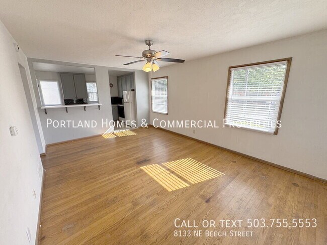 Building Photo - 8133 NE Beech St