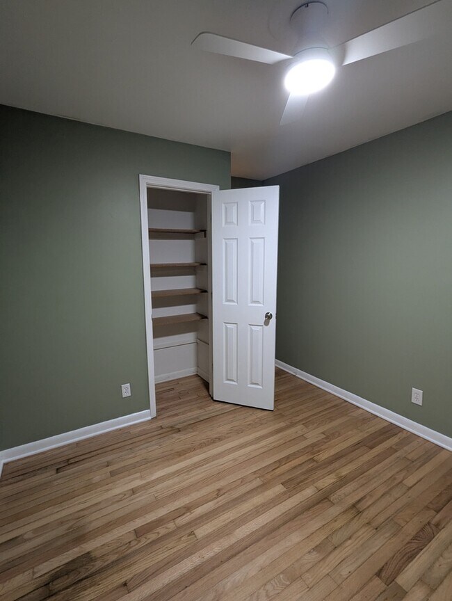 Building Photo - 2506 N Duke St