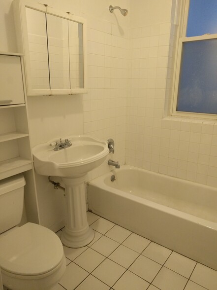 Building Photo - 1409 North Campbell Avenue