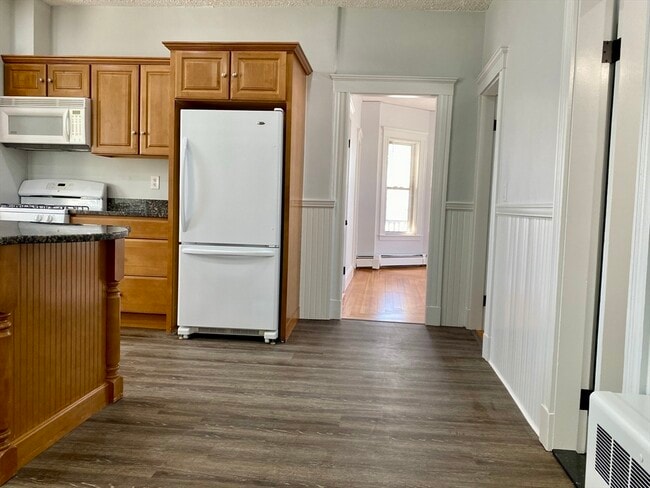 Building Photo - 24 Hancock St