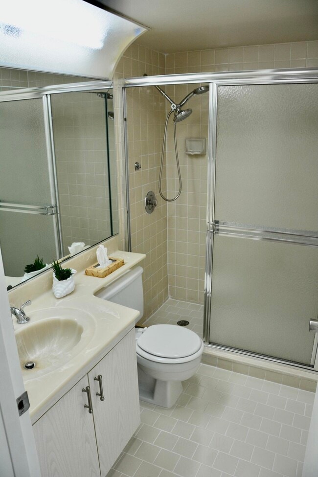 Building Photo - 4070 Exeter