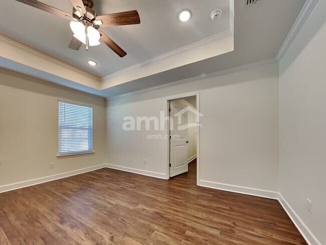 Building Photo - 12330 Paperbark Pl