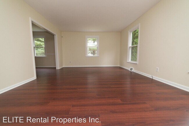 Building Photo - 4 br, 2.5 bath House - 440 Cricket Lane