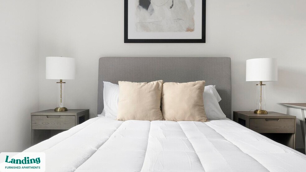 Building Photo - 930 Howell Mill Rd NW