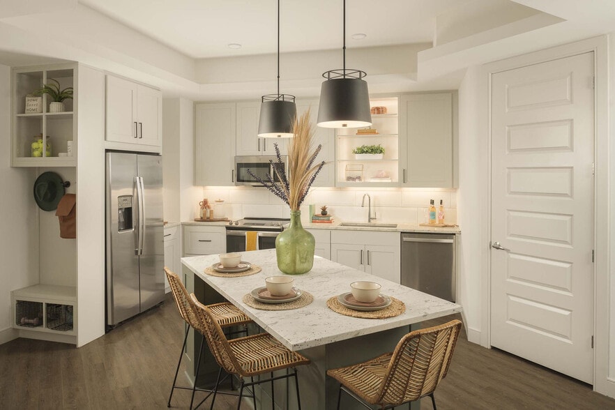 Interior Photo - Camden Gilbert
