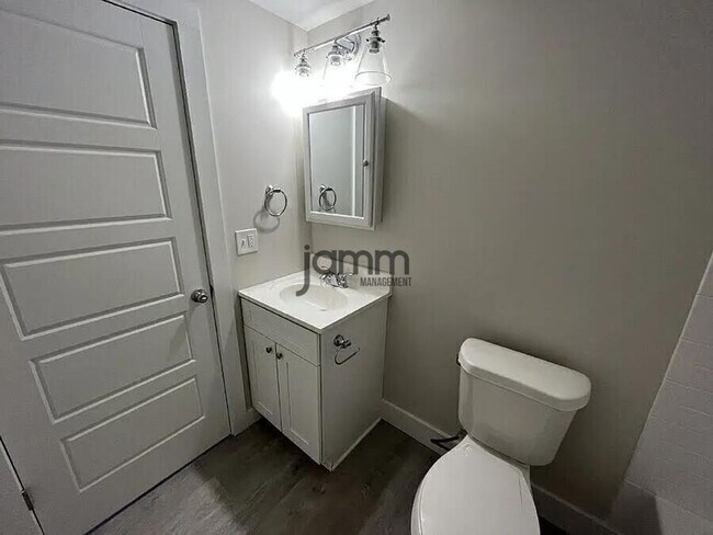 Building Photo - 1966 Randall Rd