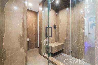 Building Photo - 838 N Doheny Dr