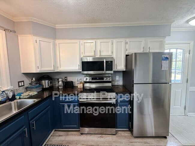 Building Photo - 3446 Sandystone Cir