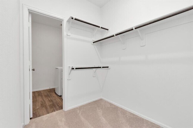 Building Photo - 2916 Cordova Hl Dr