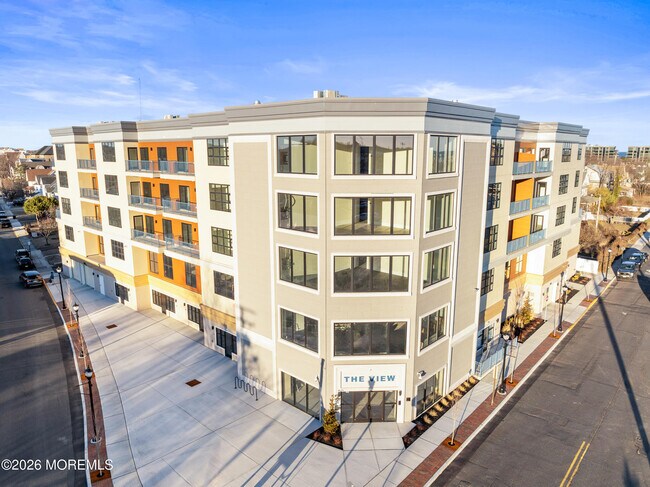 Building Photo - 185 Morris Ave