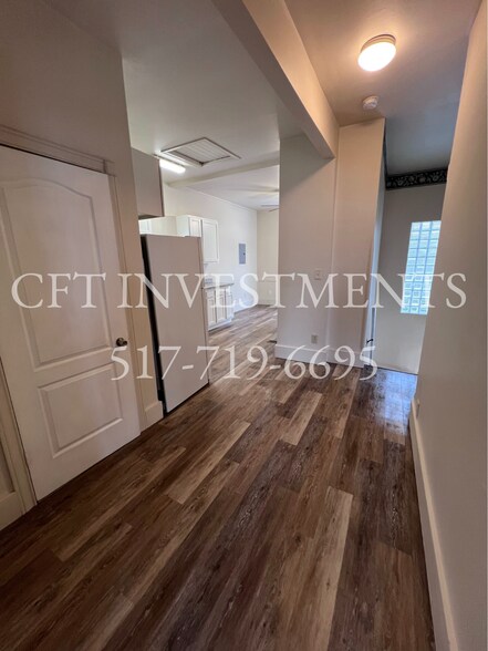 Building Photo - 121 W Seminary St