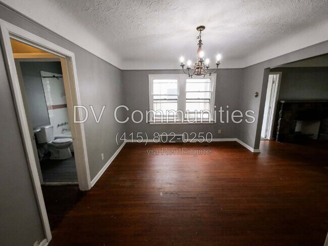 Building Photo - 1504 Sherbrook Rd
