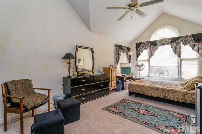 Building Photo - 1728 Kingston Heath Way