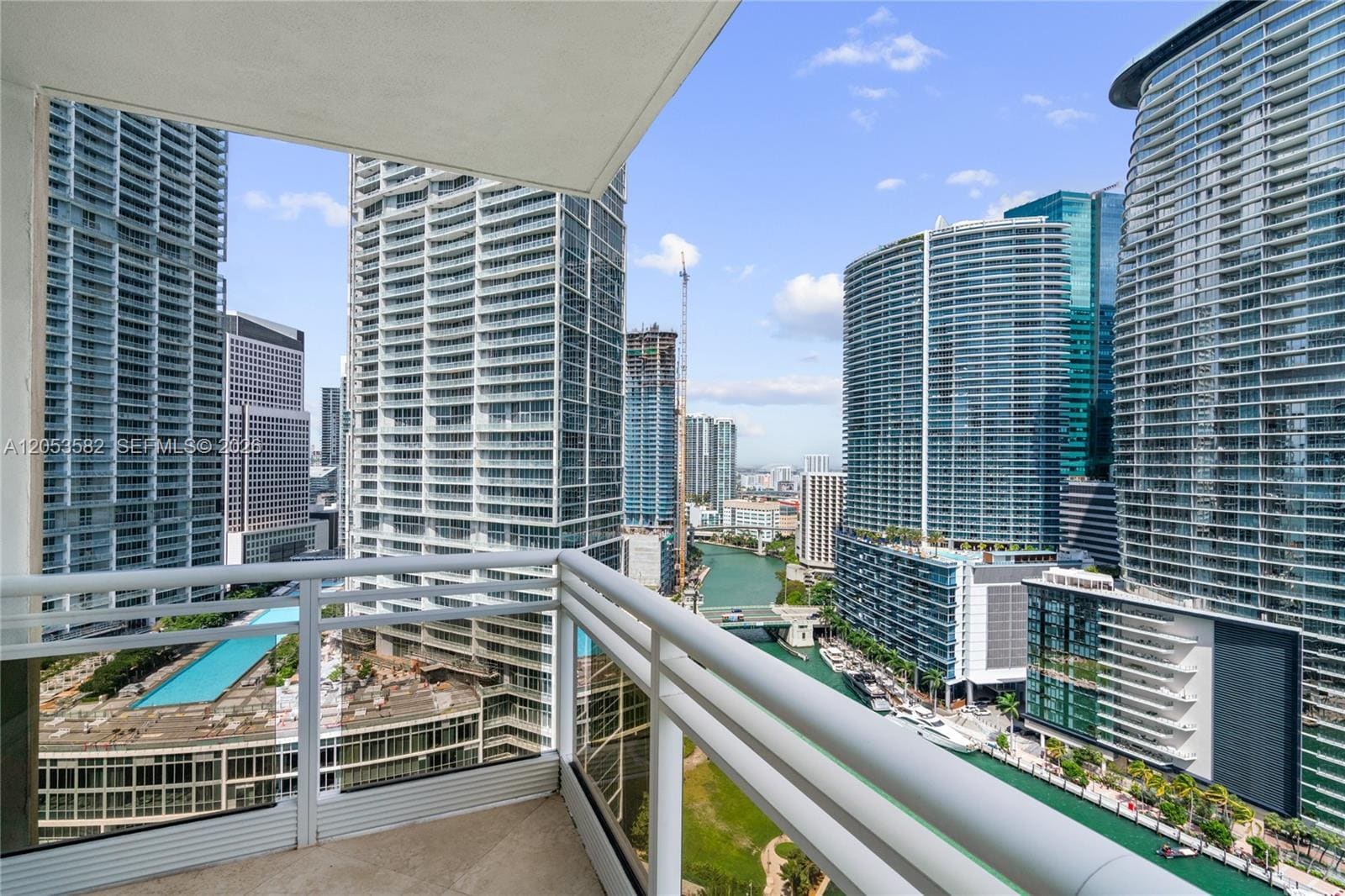 Building Photo - 901 Brickell Key Blvd