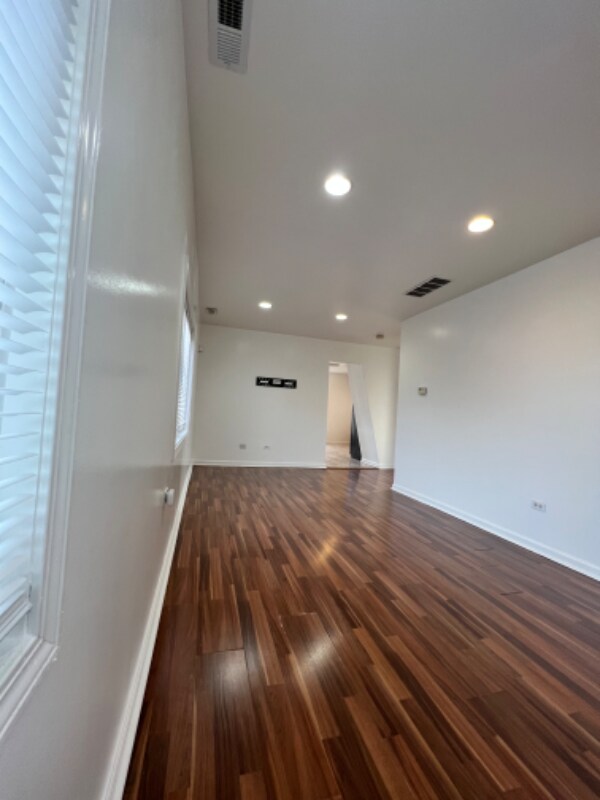 Building Photo - 8513 S Sangamon St