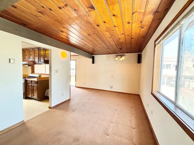 Building Photo - Incredible Value Just Steps from the Sand | 1 Bed 1 Bath Upper Unit  | Silver Strand Beach