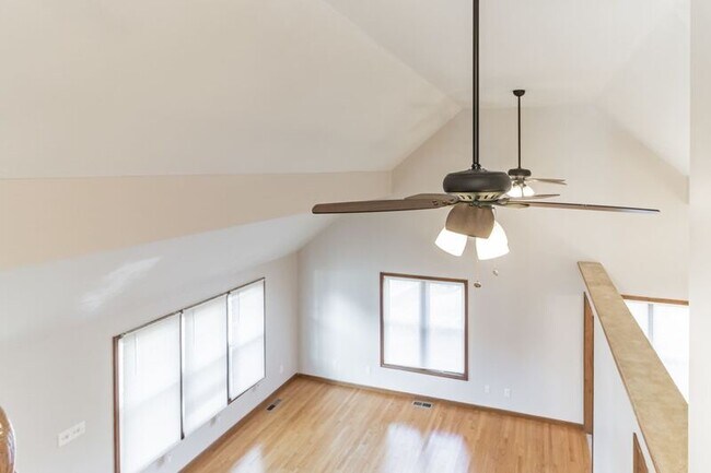 Building Photo - 2310 N 5th St