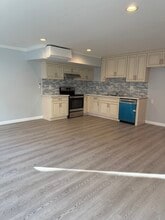 Building Photo - 21215-21212 De La Guerra St