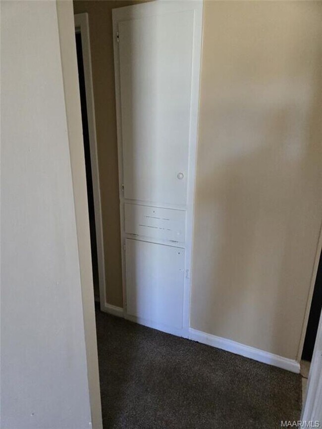 Building Photo - 4325 Brewer Rd