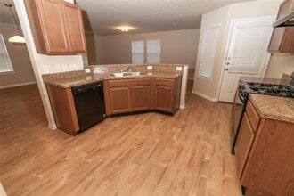 Building Photo - 3835 Cary Creek Dr