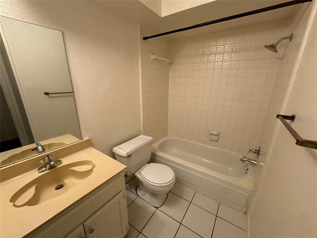 Building Photo - 701 Boyd Dr