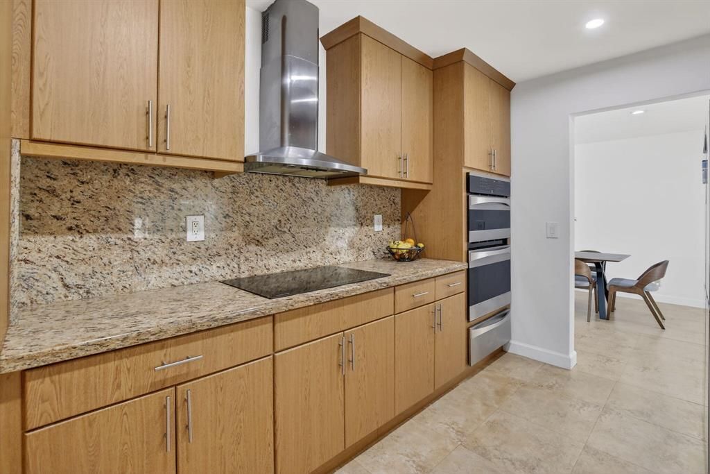 Building Photo - 7000 Plantation Rd