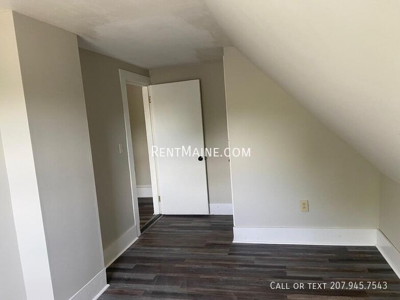 Building Photo - 74 Fruit St