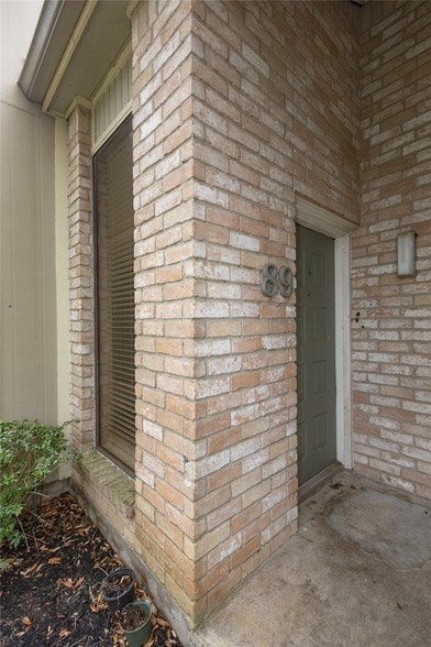 Building Photo - 8100 Cambridge St