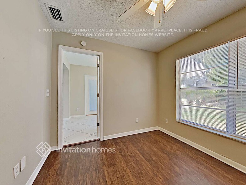 Building Photo - 1711 Ironwood Ct E