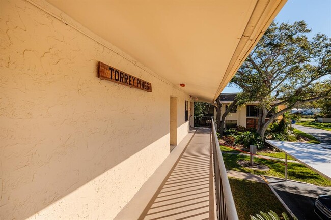 Building Photo - 12300 Vonn Rd