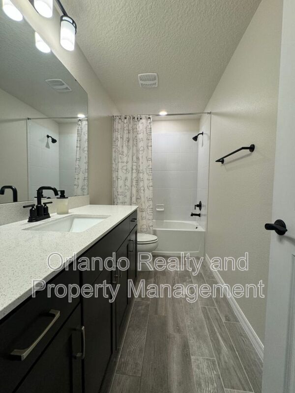 Building Photo - 5625 Cedar Chase Dr
