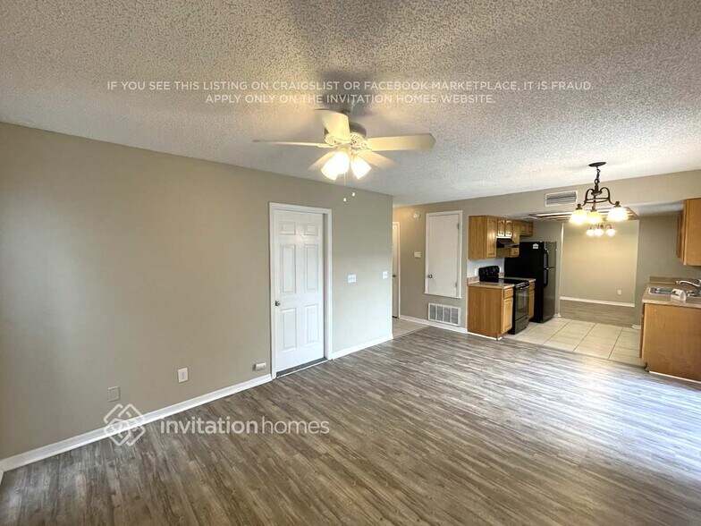 Building Photo - 9707 Little Pond Way