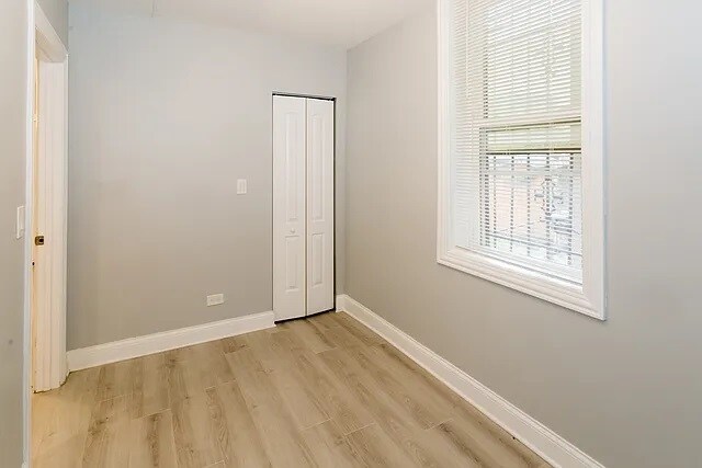 Building Photo - 834 N Mozart St