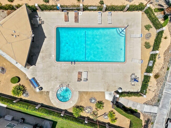 Building Photo - 72632 Raven Rd