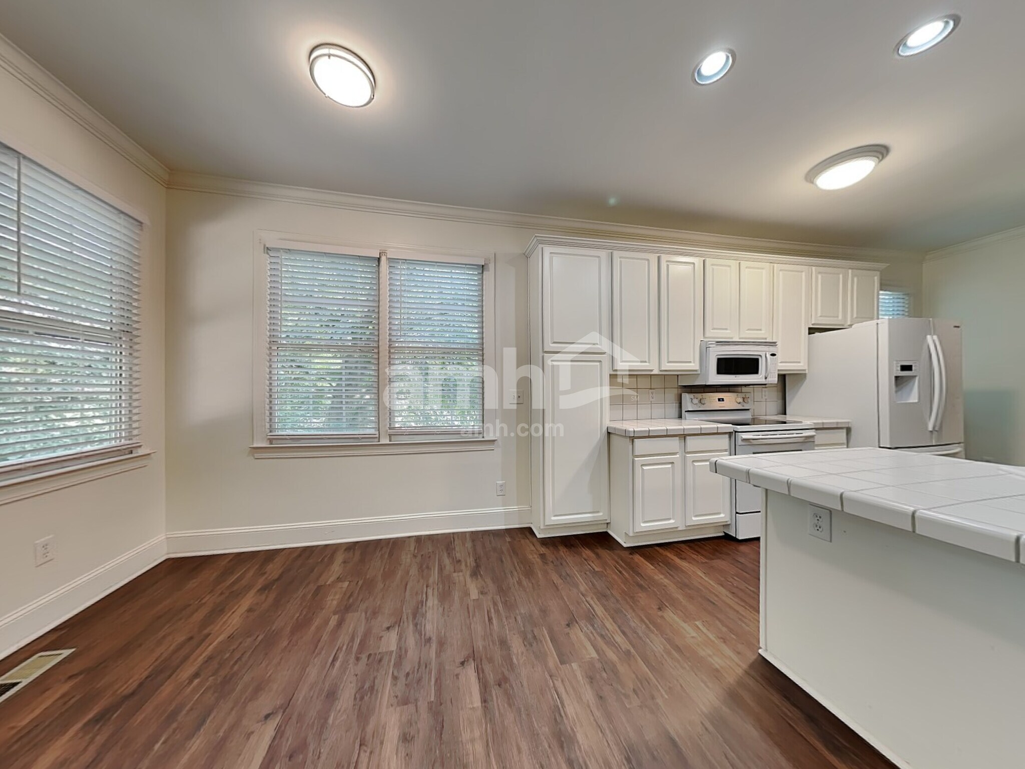 Building Photo - 6503 Barwick Ct