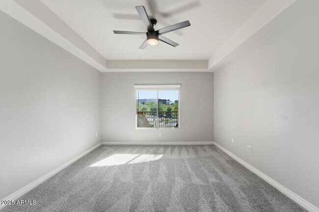 Building Photo - 5350 E Deer Valley Dr