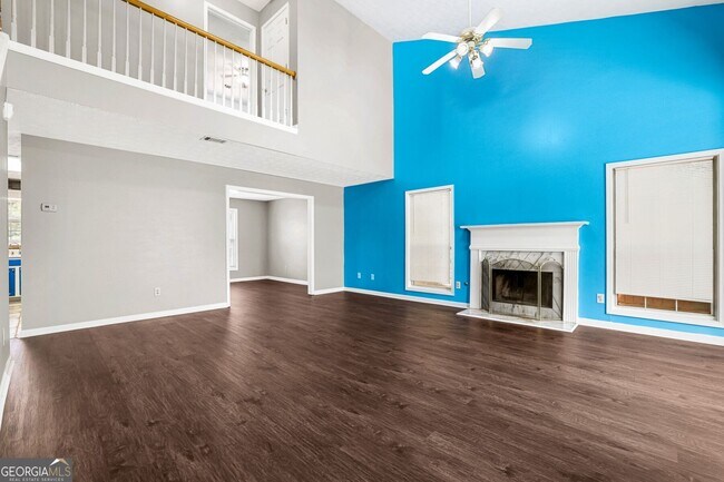 Building Photo - 690 Burnham Ridge