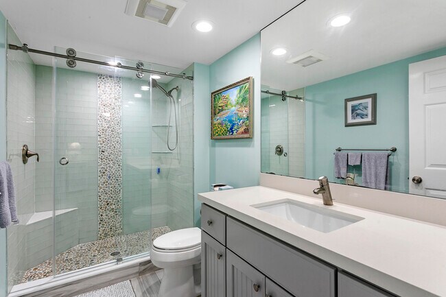 Building Photo - 16997 Waterbend Dr