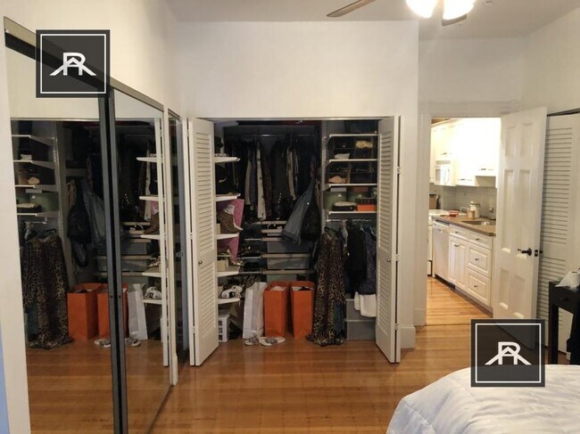 Building Photo - 2 bedroom in Boston MA 02215