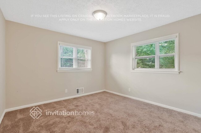 Building Photo - 1607 W Austin Rd