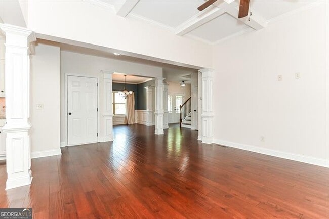 Building Photo - 5552 Leaf Ridge Ln NE