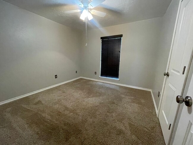 Building Photo - Two Bedroom Near Dyess AFB
