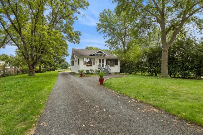 Building Photo - 255 N Happ Rd