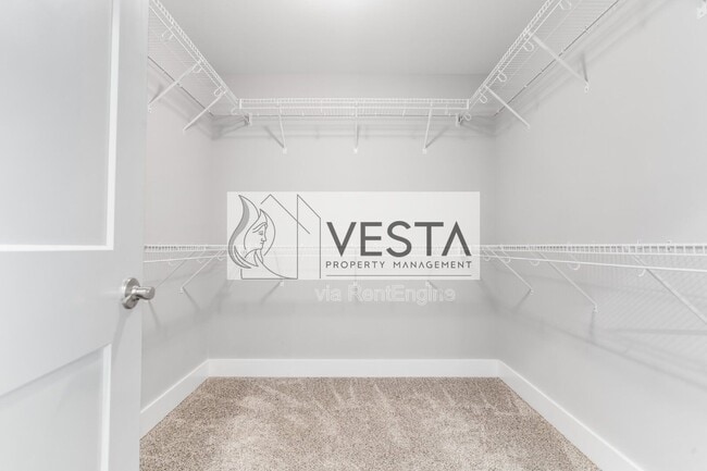 Building Photo - 12 Riddle Rd