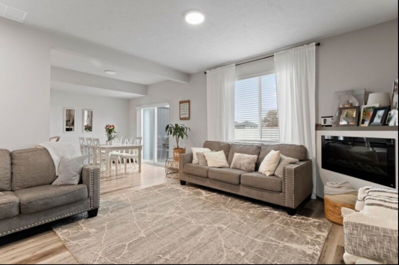 Building Photo - 14302 E 13th Ave