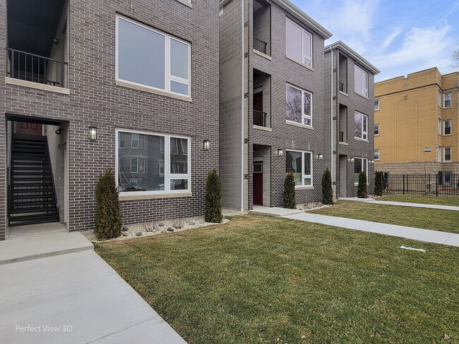 Building Photo - 1239 S Fairfield Ave