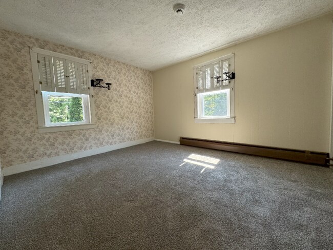 Building Photo - 4001 Lessig Ln