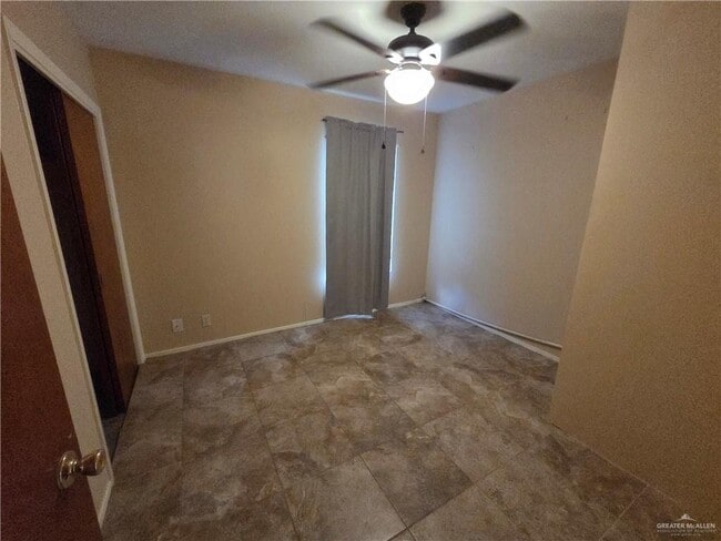 Building Photo - 9 E Champion St