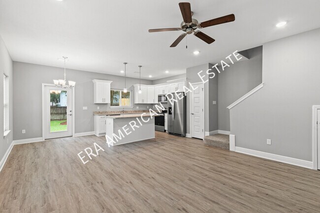 Building Photo - 404 Walters Cir