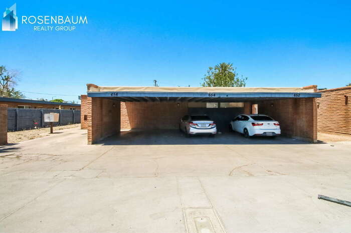 Building Photo - 644 S Mesa Dr